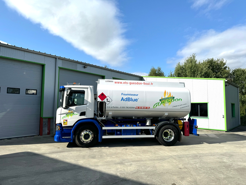 Photo de couverture de Combustibles Guesdon